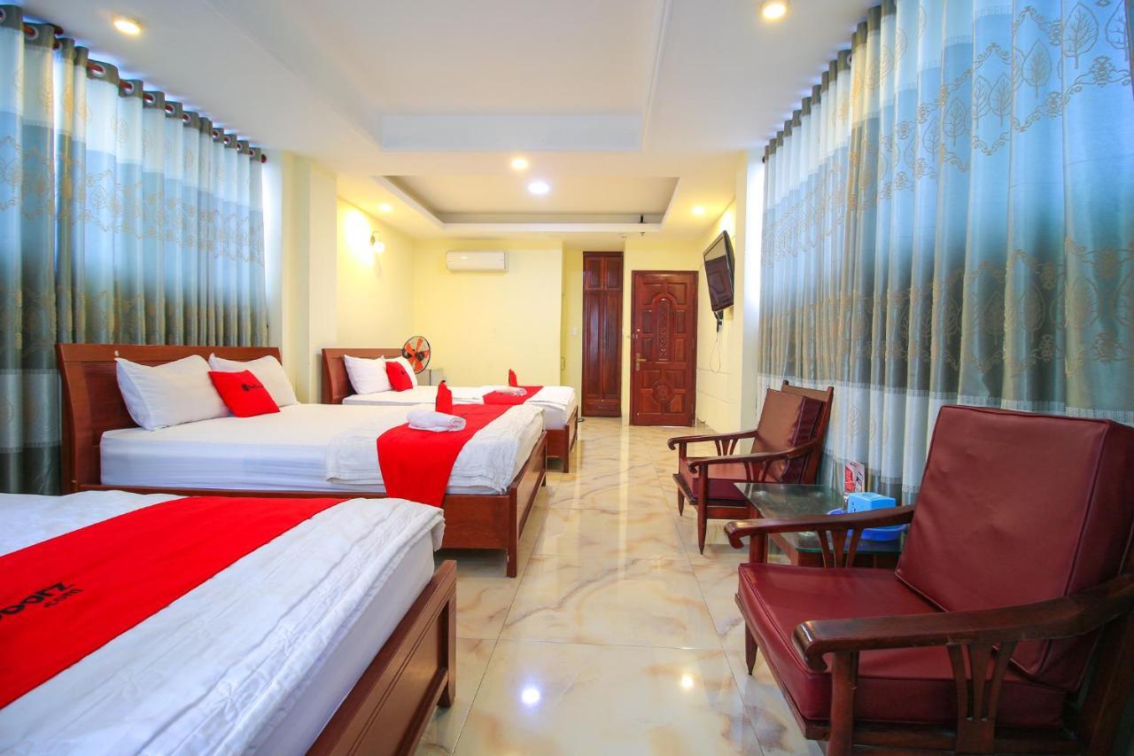 Reddoorz Plus @ Dong Den Street Hotel Ho Chi Minh City Exterior photo